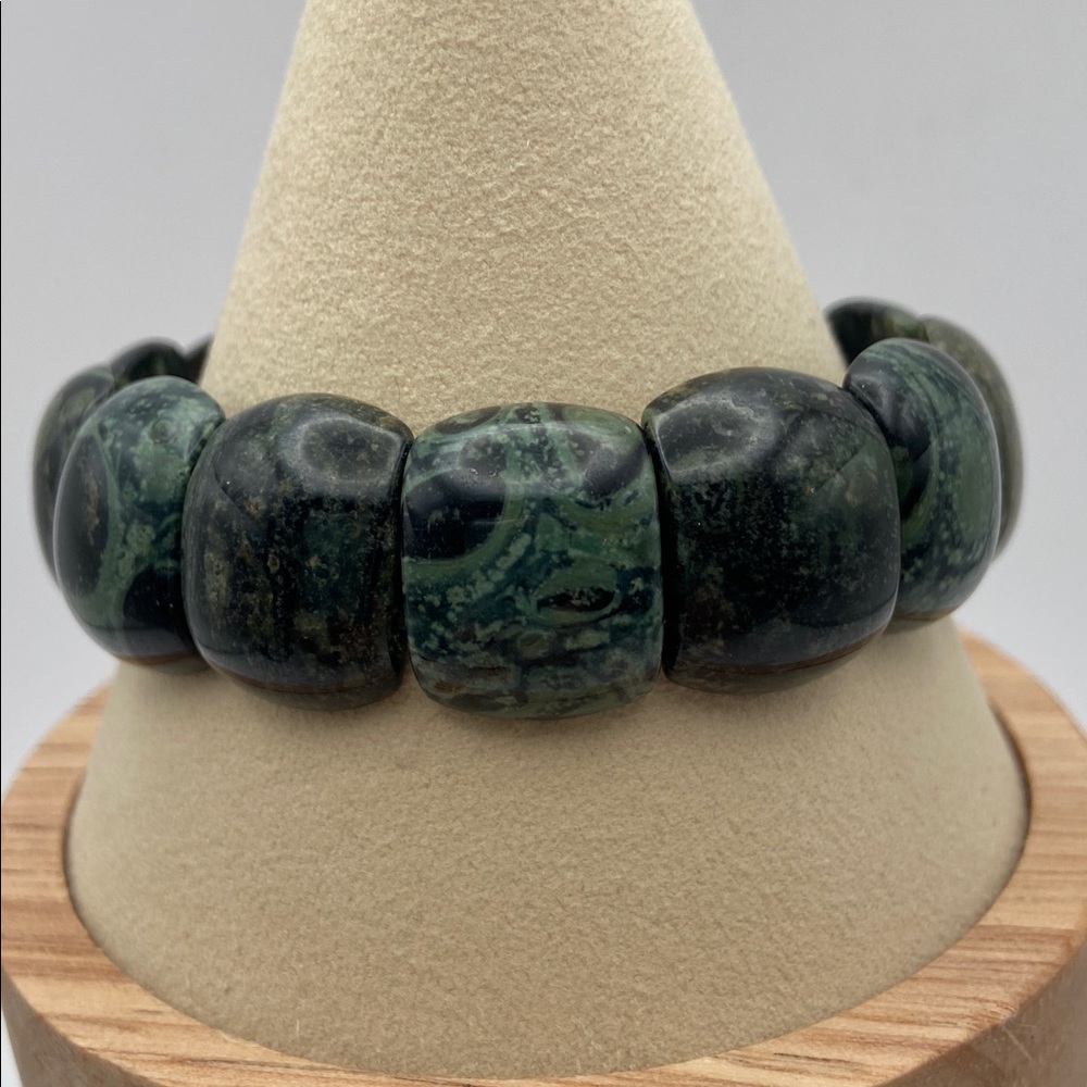 Hand Crafted Gemstone Cabochon Stretch Bangle Bracelet Green Jasper M/L